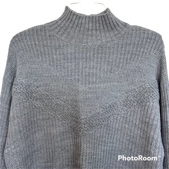 Express Gray Knit Mock Neck Pullover Sweater W/ Wide Cuff Sleeves XS - Picture 3 of 10